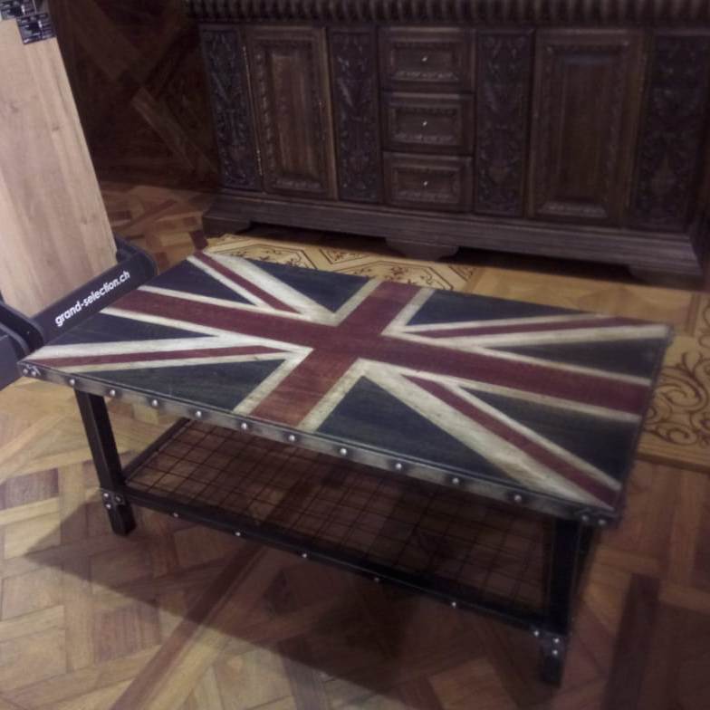 Стол лофт "флаг": каркас - металл, столешница - дуб